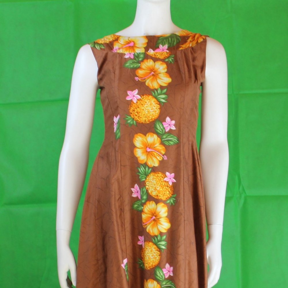 Hawaiian Floral Long Sleeveless Dress